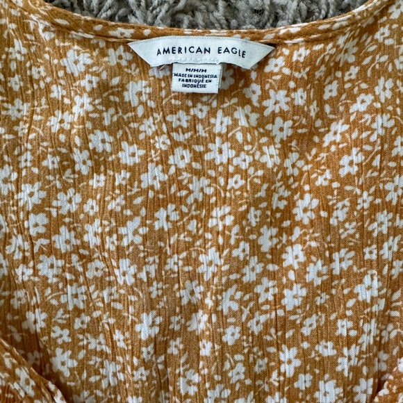 Woman’s American Eagle short sleeve dress - Picture 3 of 3